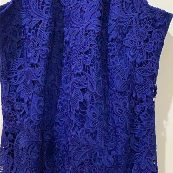 Floral-Lace Dress - Picture 2 of 5